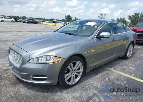 2013 Jaguar Xj из США, поврежденный, VIN SAJWJ1CD4D8V46305